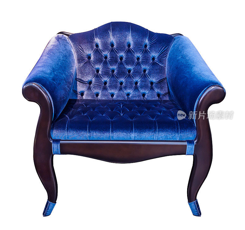 蓝色古典复古风格扶手椅与马车型screed capitone孤立在白色背景